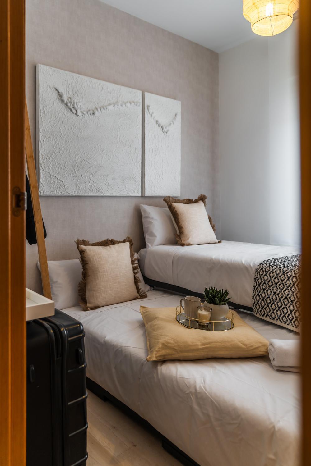 Tuguest Station With Parking Apartment Granada Luaran gambar
