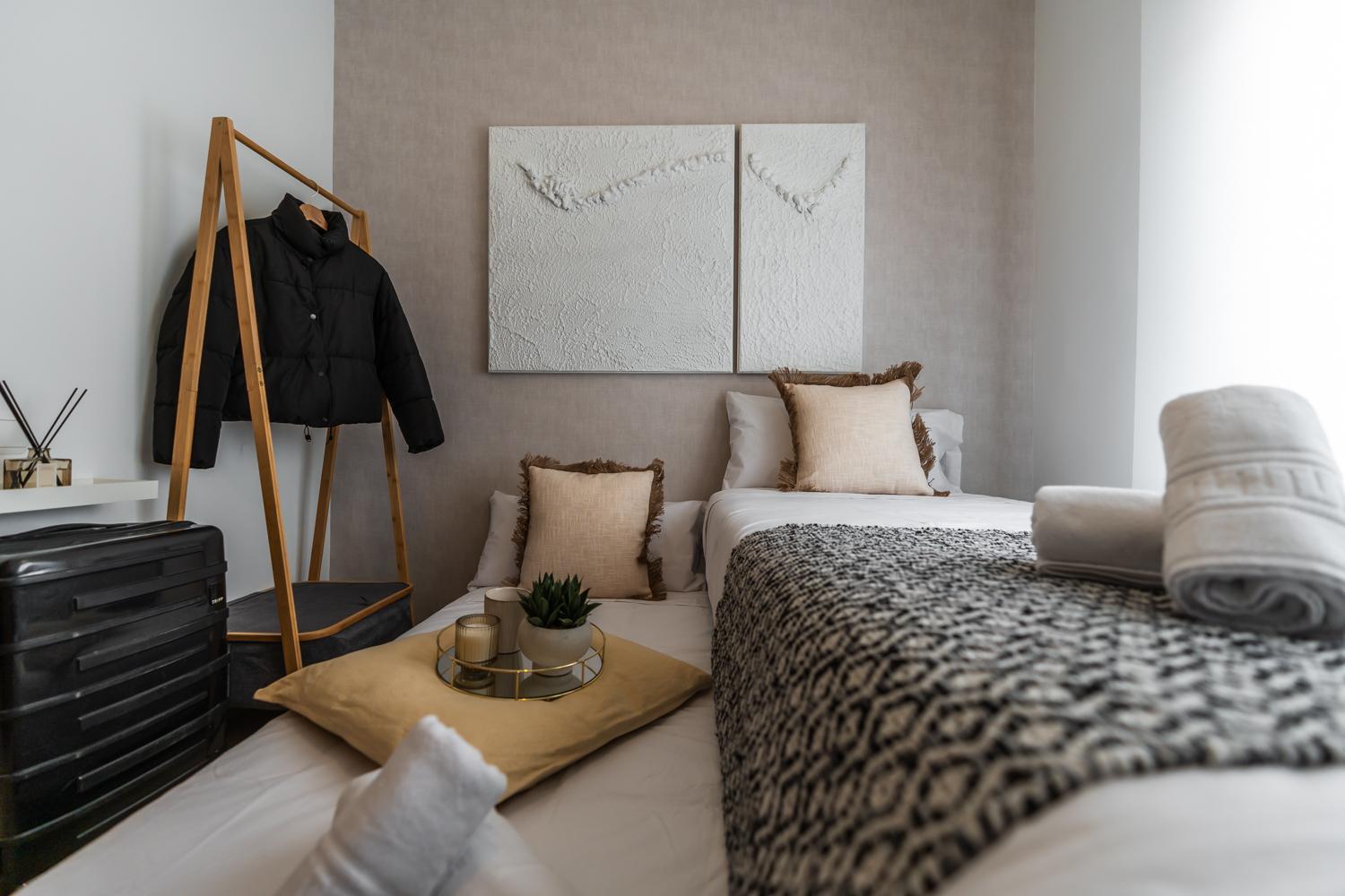 Tuguest Station With Parking Apartment Granada Luaran gambar